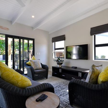 Saffron Cottage Hermanus Bagian luar foto