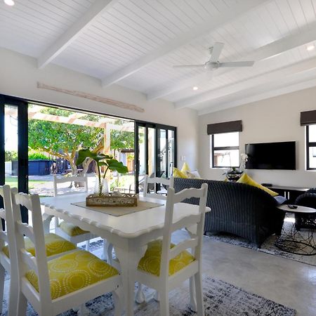 Saffron Cottage Hermanus Bagian luar foto