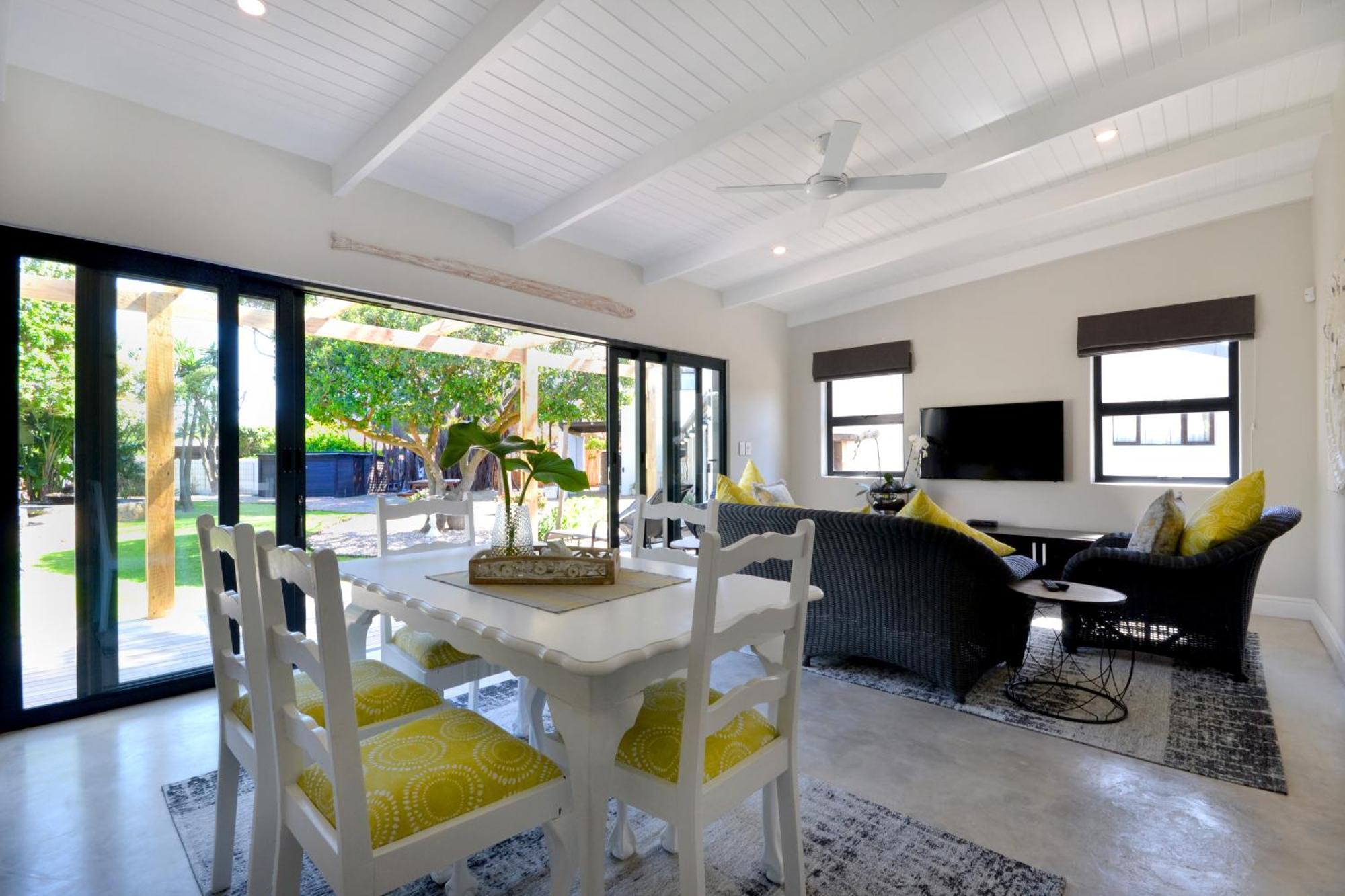 Saffron Cottage Hermanus Bagian luar foto
